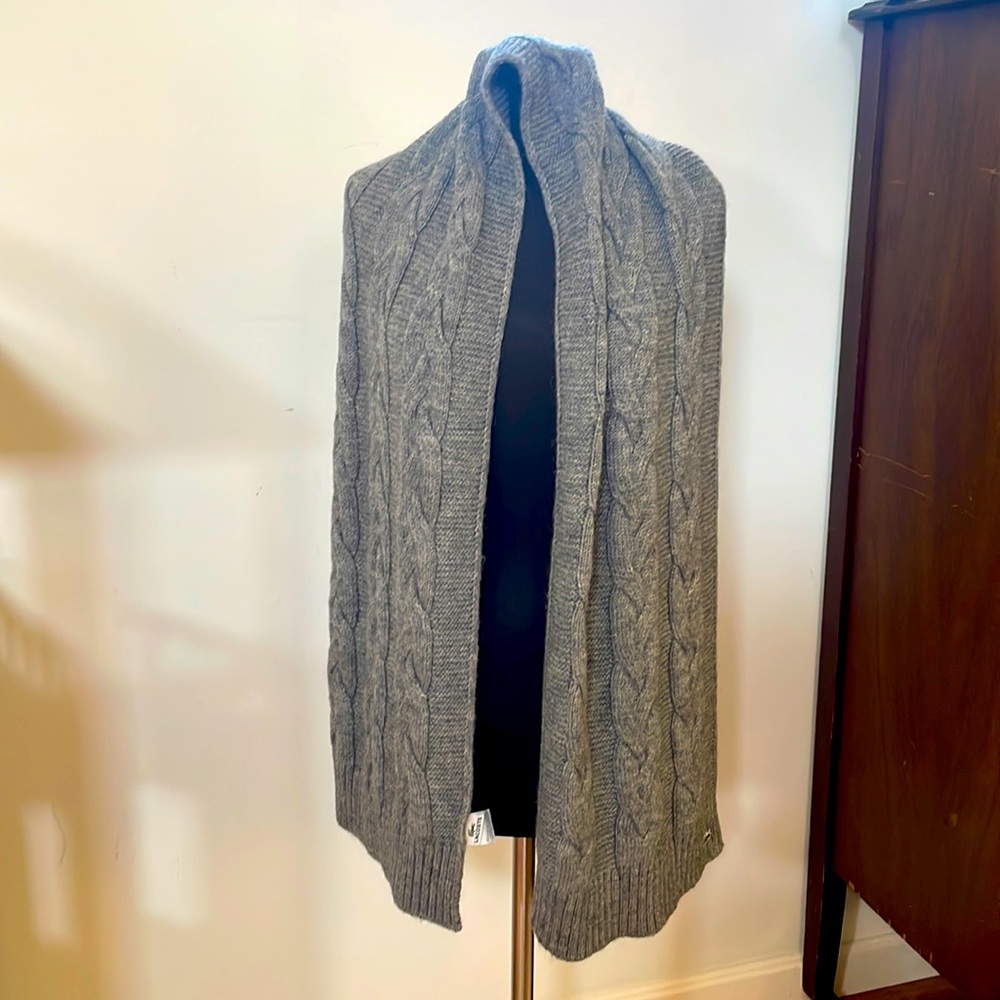 Lacoste gray alpaca/acrylic scarf like new